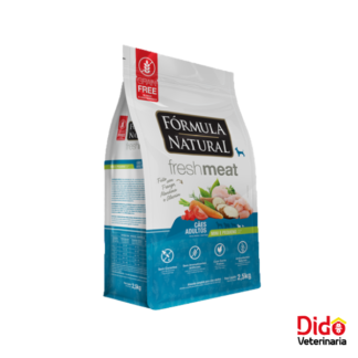 FORMULA NATURAL FRESH MEAT ADULTO RAZA PEQUEÑA POLLO 2.5KG